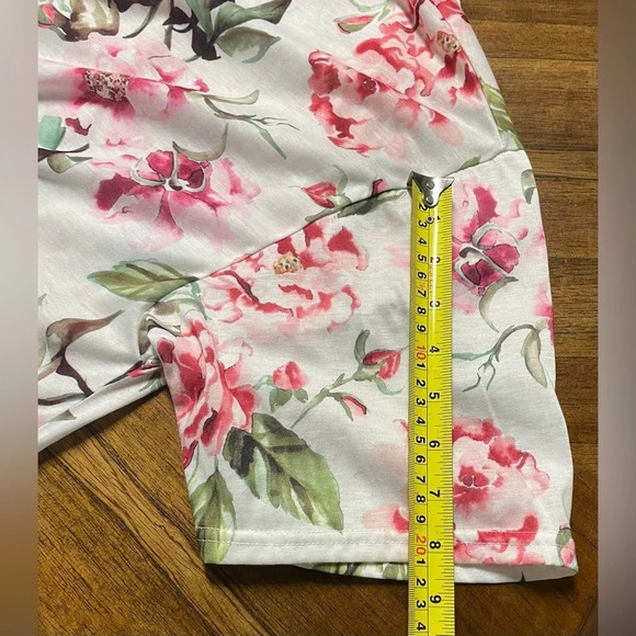 Show Me Your Mumu Brie Robe Garden of Bloom Floral Lightweight ONE SIZE - Picture 6 of 9